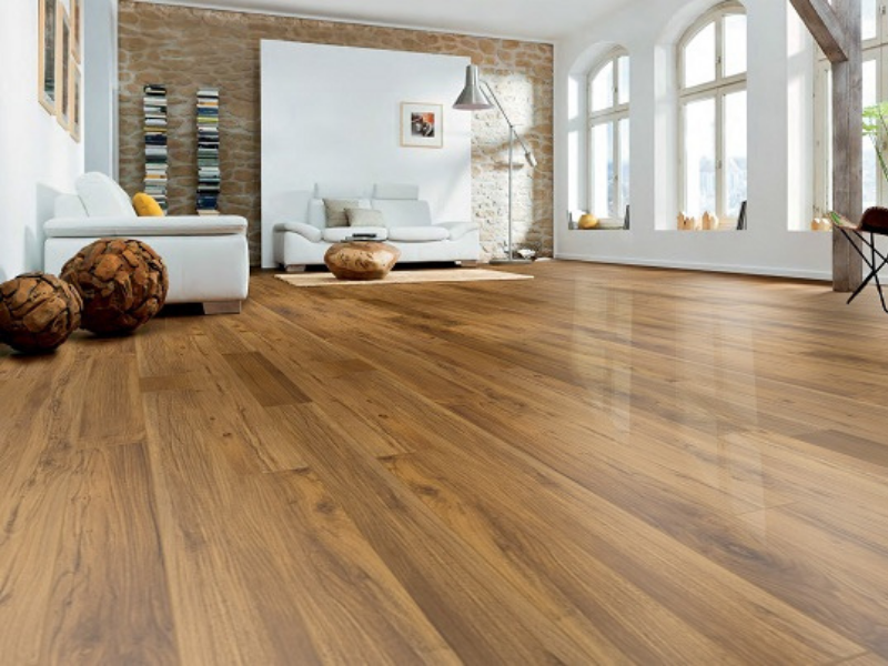 Sàn gỗ công nghiệp là một loại nguyên vật liệu nhân tạo và do con người tạo ra